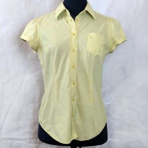 Stretch Cap-Sleeve Button-Down Top in Yellow/White